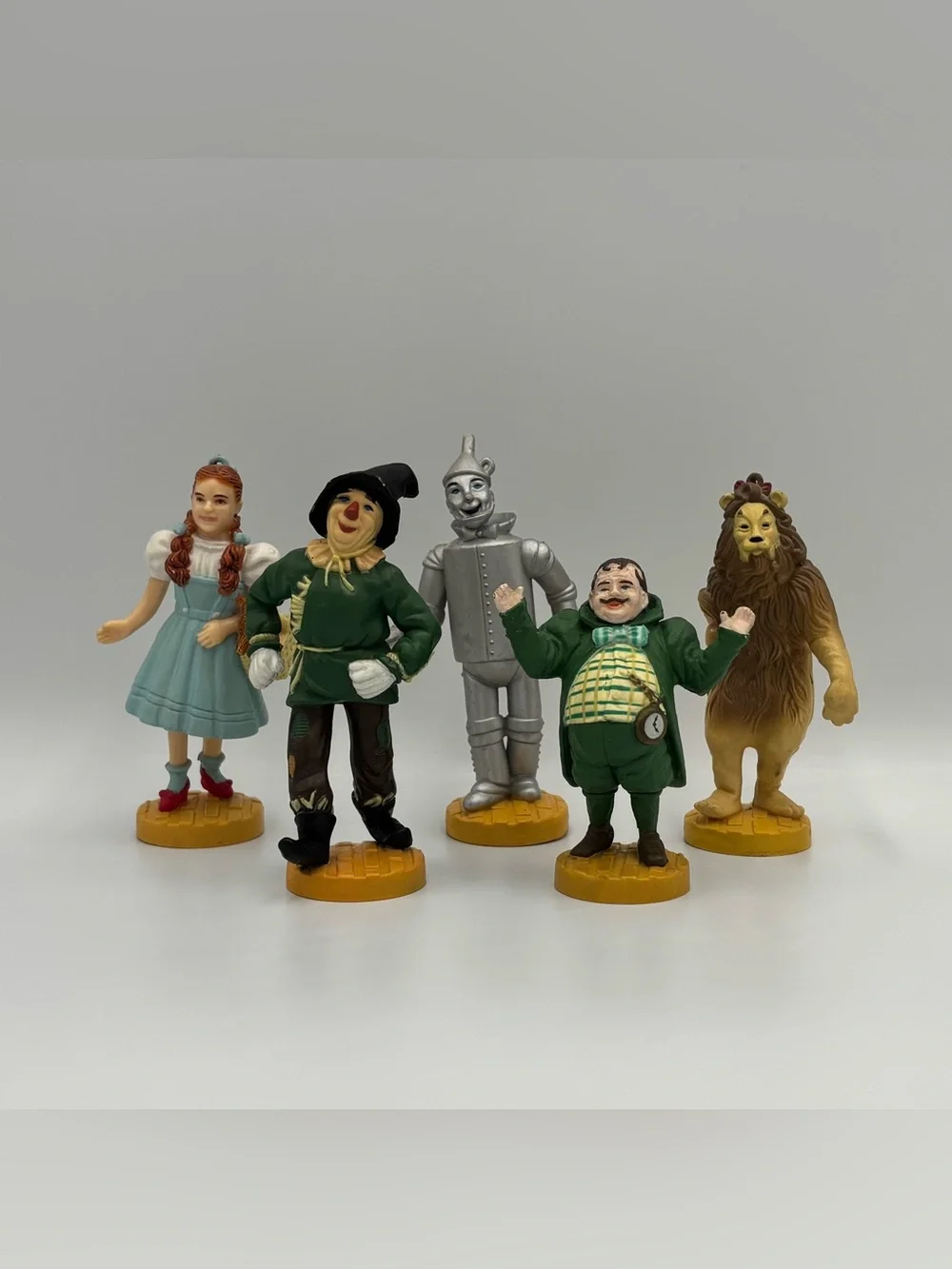 RARE Vintage Wizard Of Oz Toy Lot- Dorthy Toto Scarecrow Tin Man Leprechaun Lion